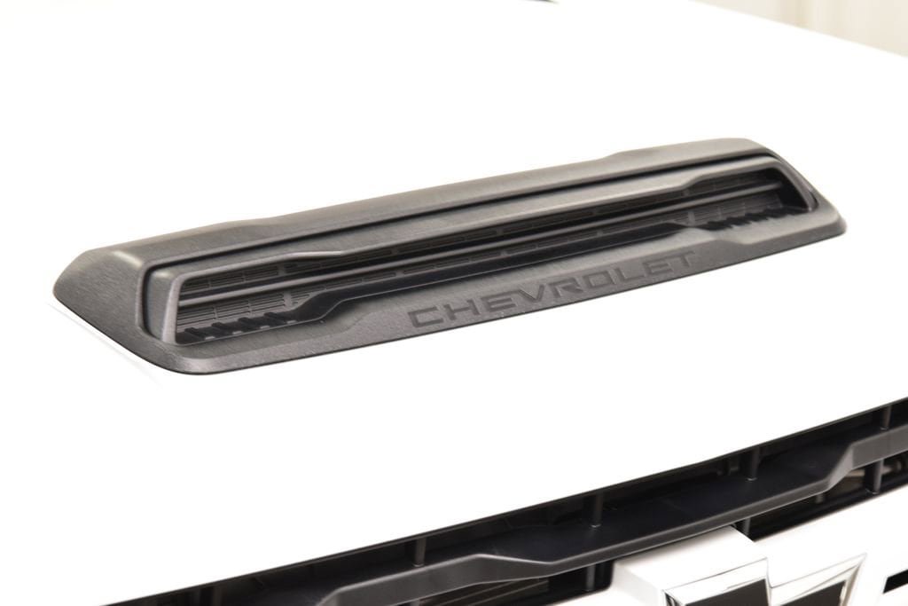 New 2026 Chevrolet Silverado 2500 Custom w/ Custom Value Package AWD/4WD image 14