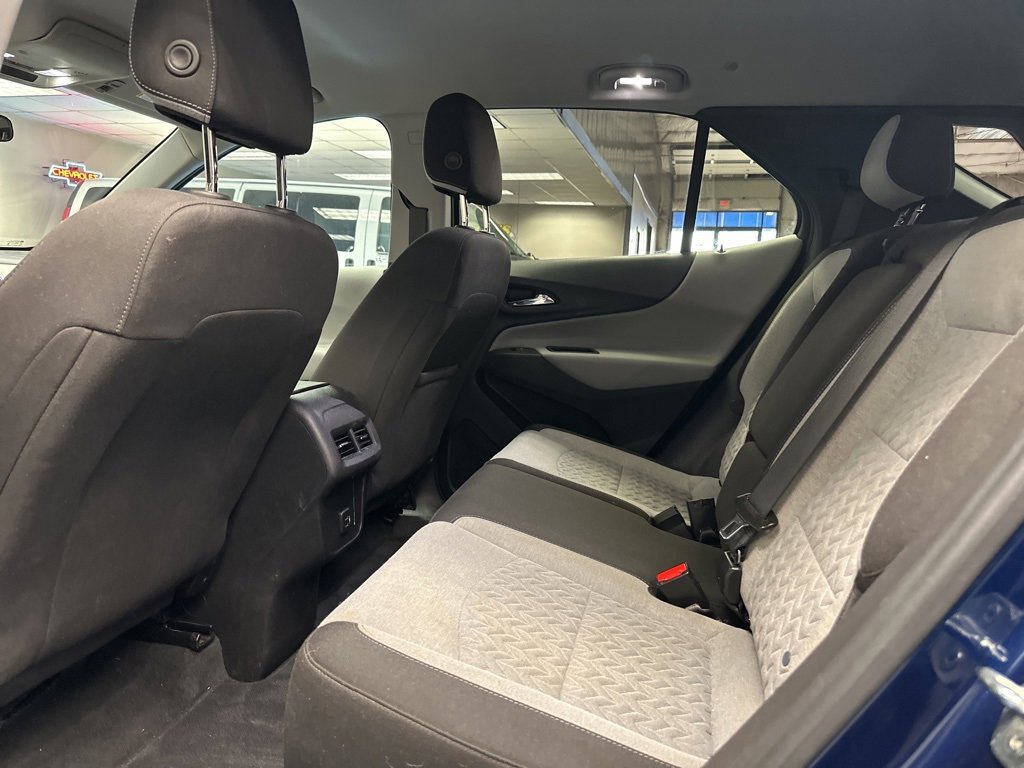 Used 2023 Chevrolet Equinox LS w/ LS Convenience Package image 18