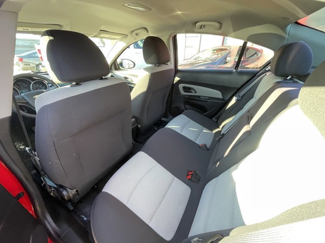 Used 2014 Chevrolet Cruze LS FWD image 12