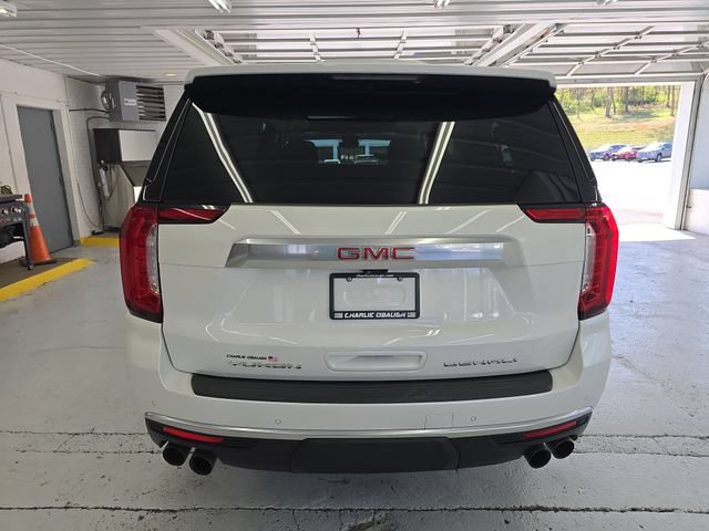 Used 2024 GMC Yukon XL Denali w/ Denali Reserve Package AWD/4WD image 4