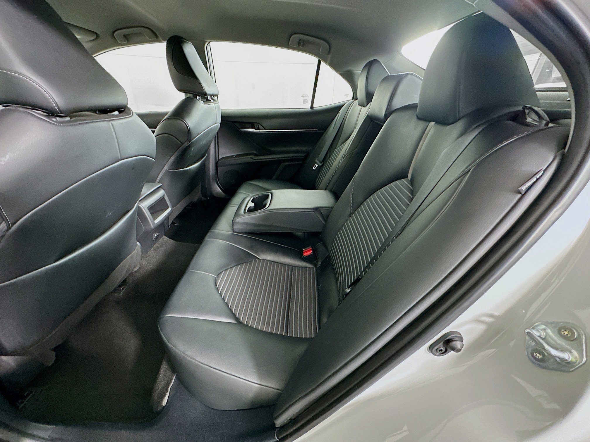 Used 2023 Toyota Camry SE image 25