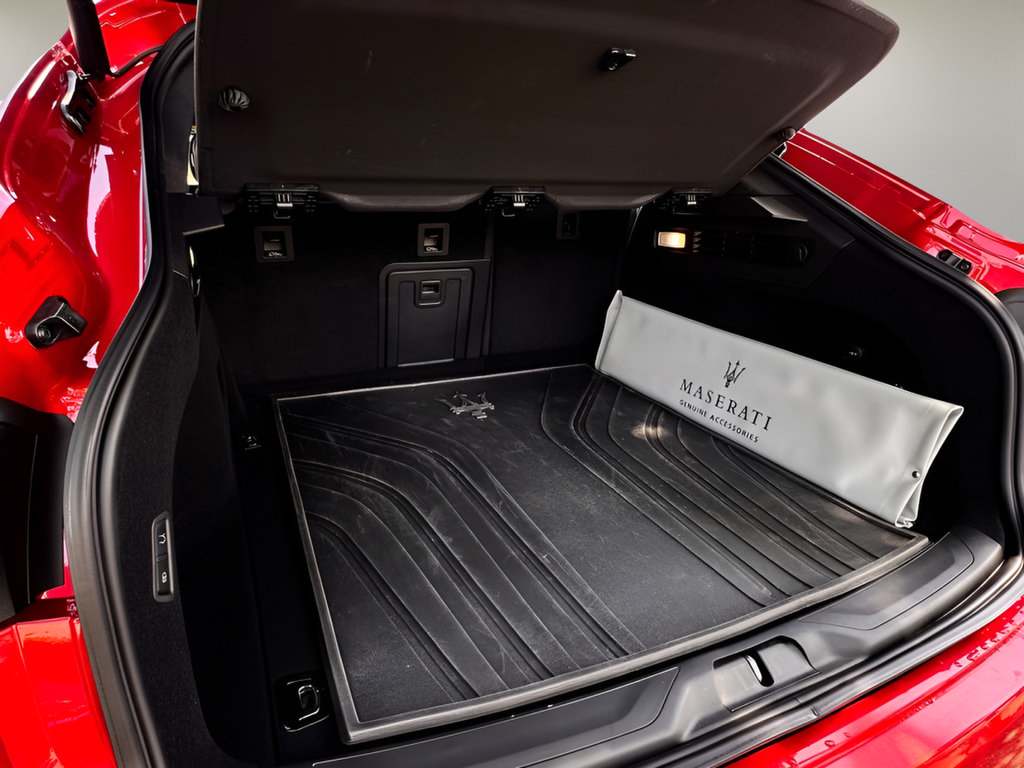 Used 2023 Maserati Levante GT AWD/4WD image 22