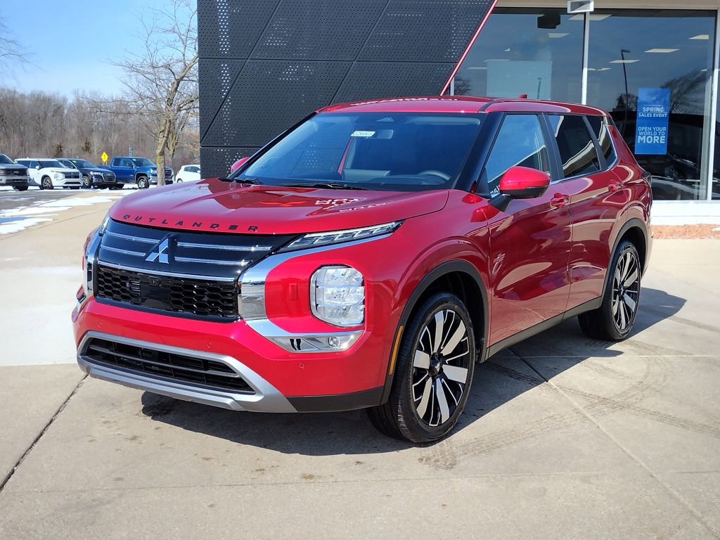 New 2026 Mitsubishi Outlander SE image 1