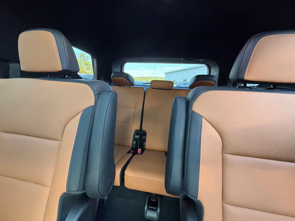 New 2027 Chevrolet Traverse Z71 AWD/4WD image 11
