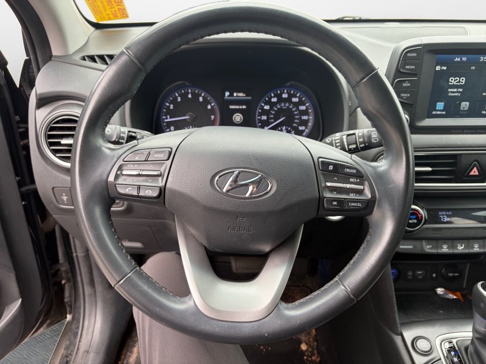 Used 2021 Hyundai Kona Limited FWD image 13