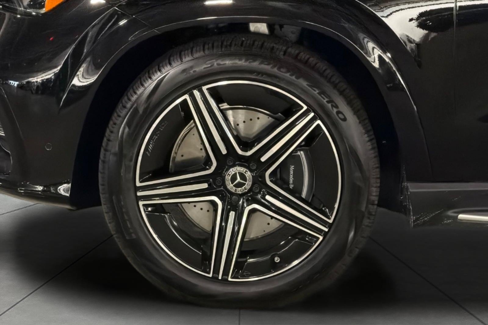 New 2026 Mercedes-Benz GLE 580 4MATIC image 26