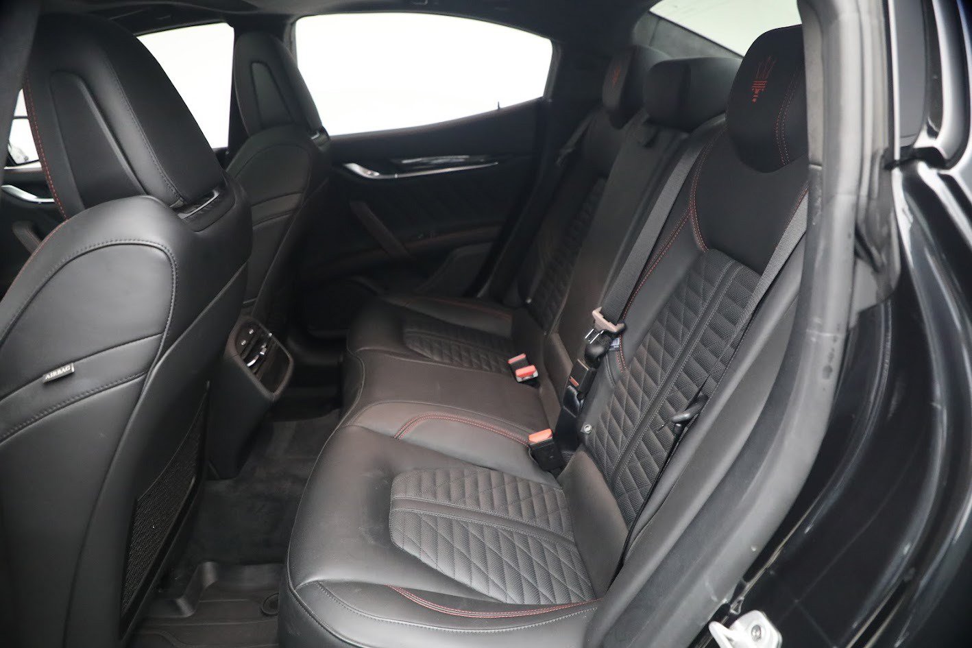 Certified 2023 Maserati Ghibli Modena Q4 AWD/4WD image 18
