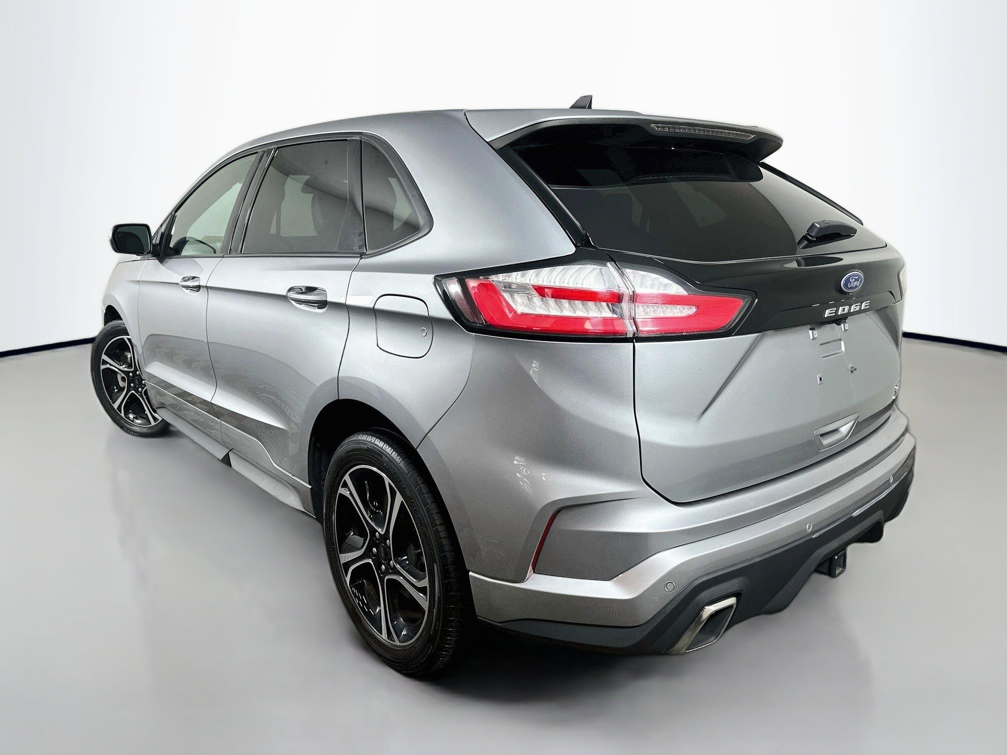 Used 2021 Ford Edge ST AWD/4WD image 5
