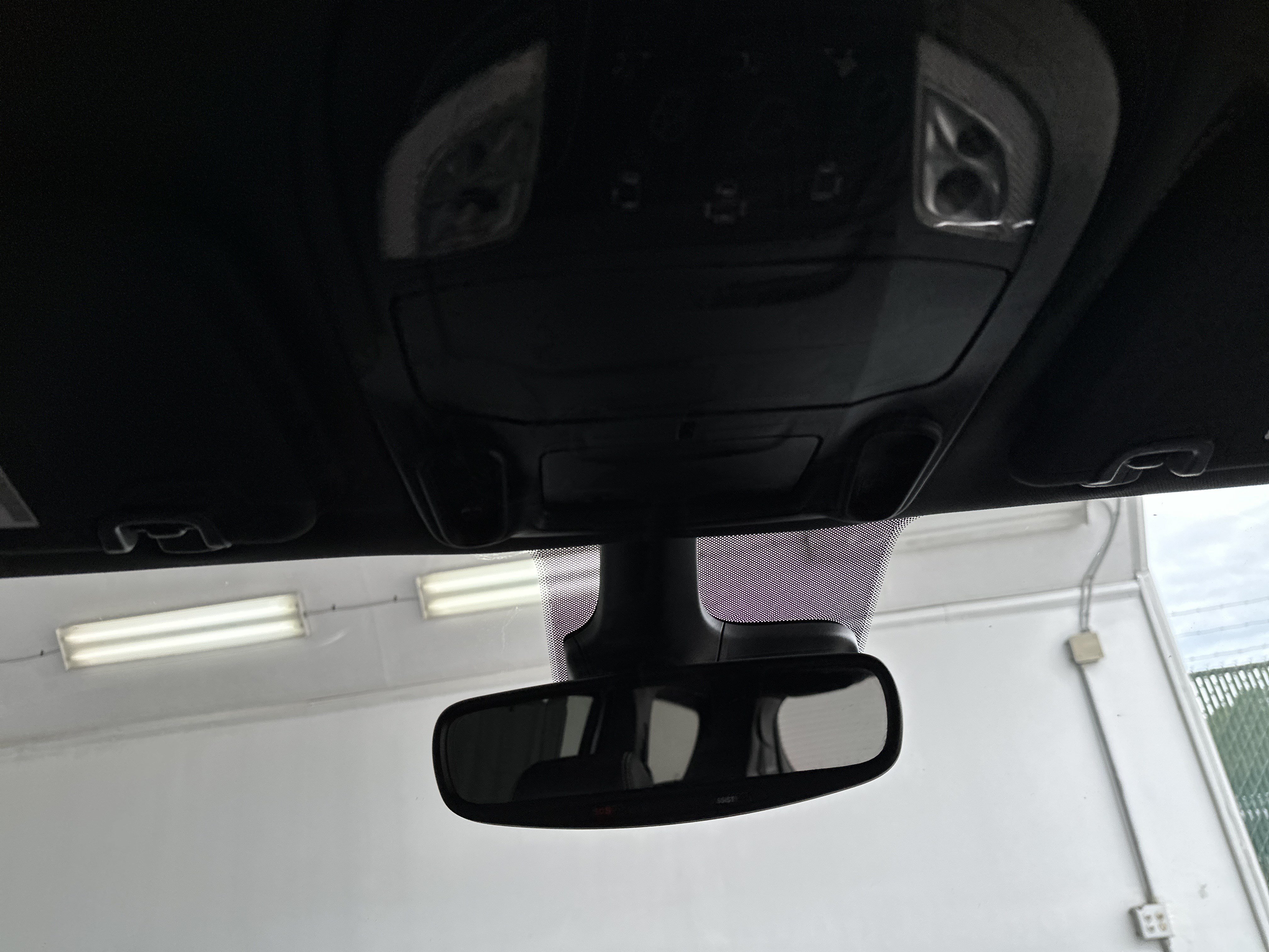 Used 2026 Chrysler Pacifica Limited FWD image 25