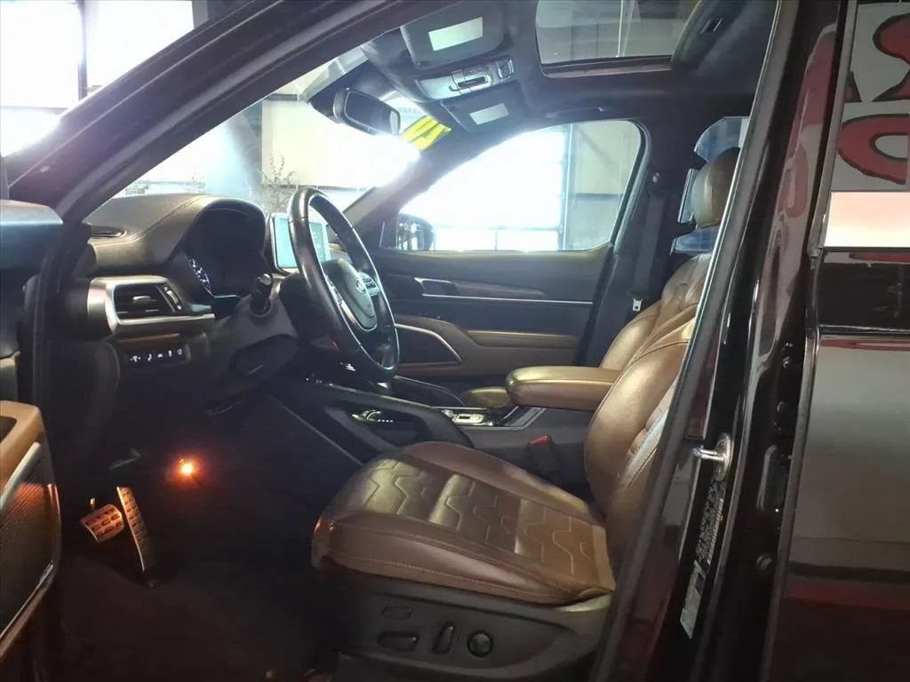 Used 2020 Kia Telluride SX w/ SX Prestige Package AWD/4WD image 20