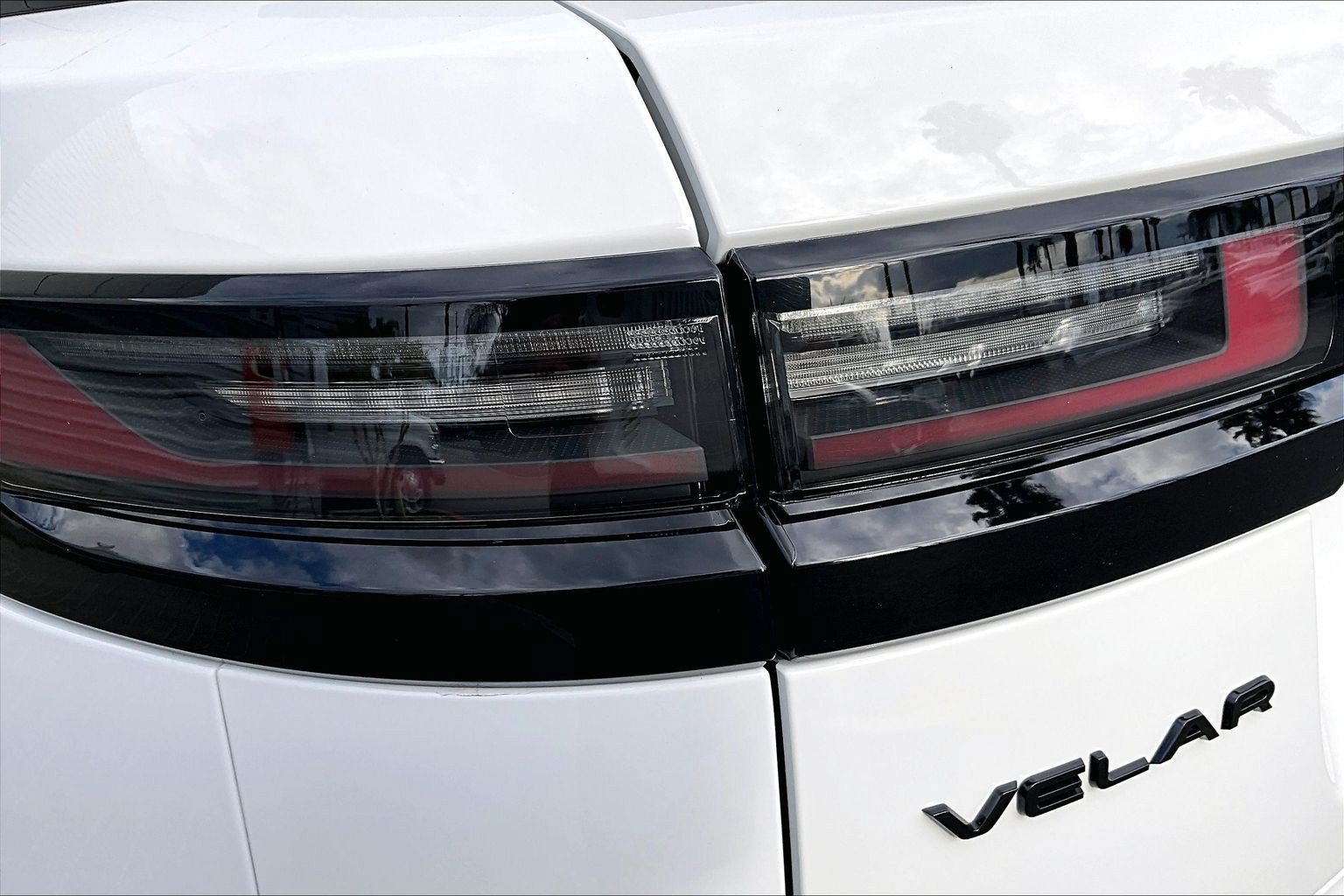 Used 2026 Land Rover Range Rover Velar S AWD/4WD image 28