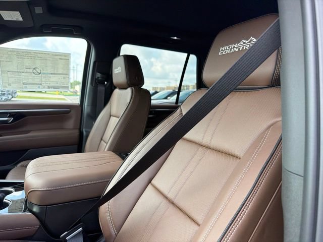 New 2026 Chevrolet Tahoe High Country AWD/4WD image 13