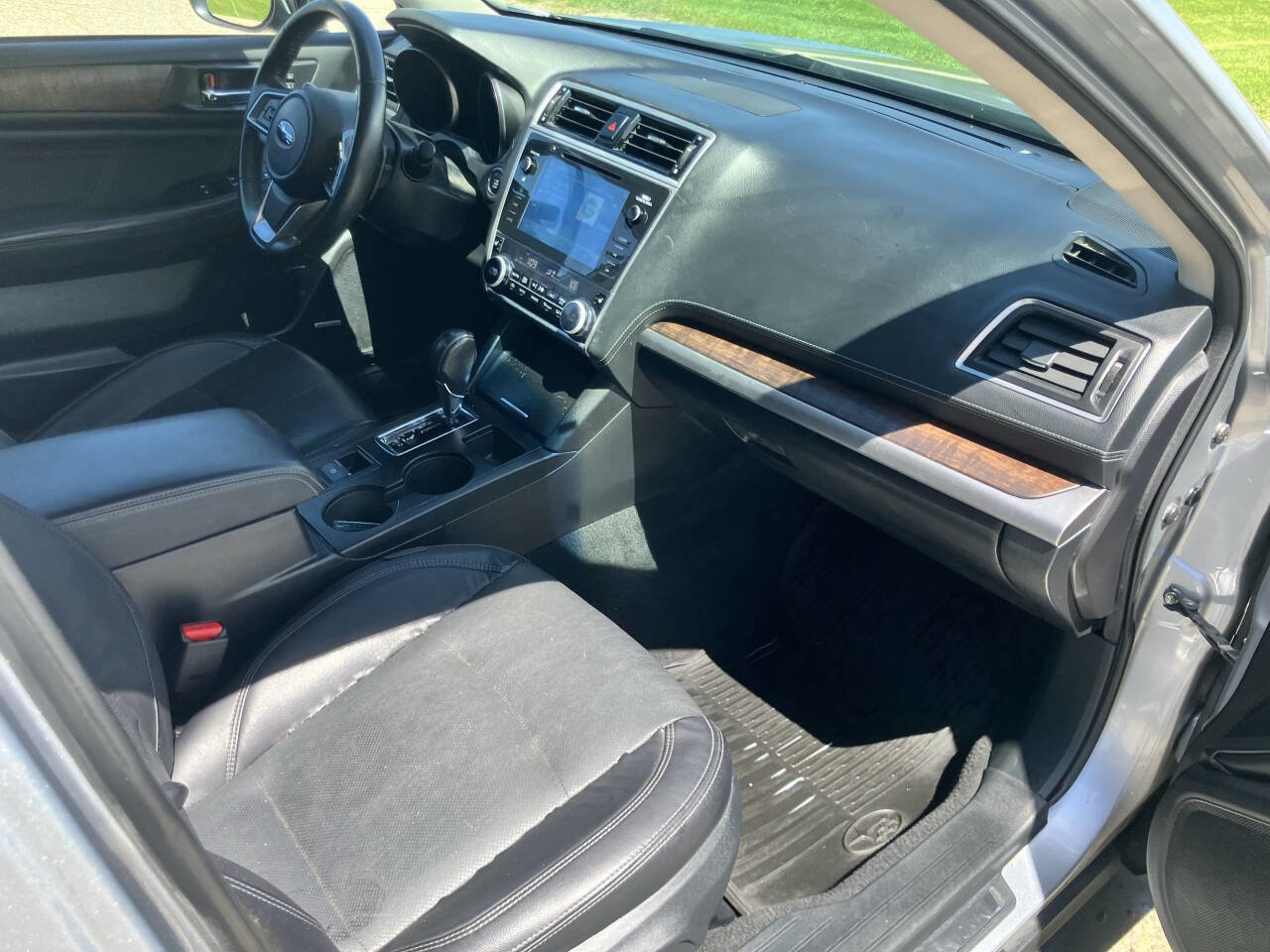 Used 2018 Subaru Outback 2.5i Limited AWD/4WD image 29