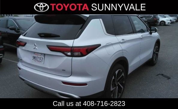 Used 2024 Mitsubishi Outlander SE FWD image 2