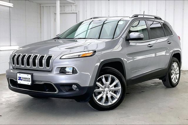 Used 2017 Jeep Cherokee Limited w/ Luxury Group image 2