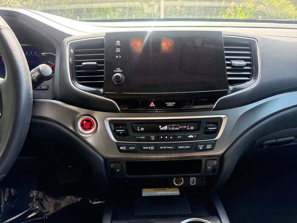 Certified 2022 Honda Pilot Special Edition image 18
