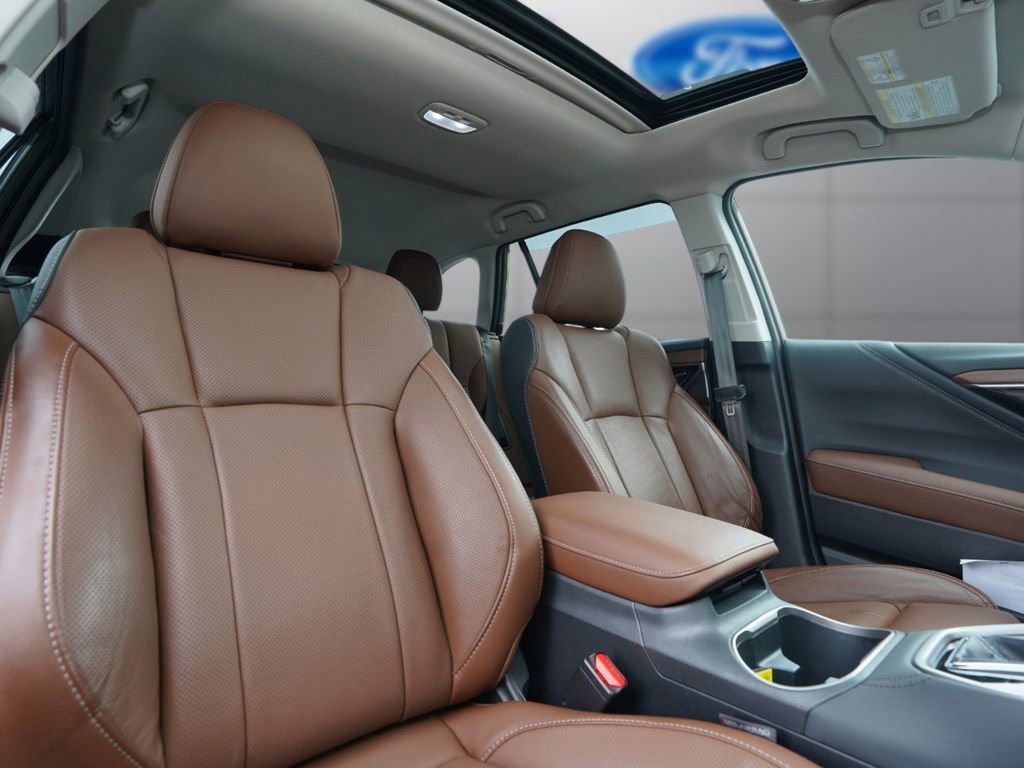 Used 2025 Subaru Outback Touring XT w/ Popular Package #2 image 24