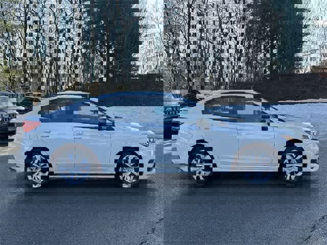 Certified 2023 Subaru Impreza 2.0i image 3