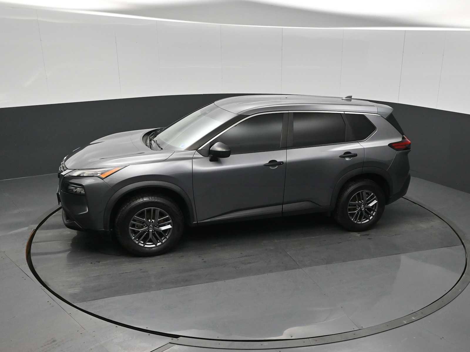 Used 2021 Nissan Rogue S image 13