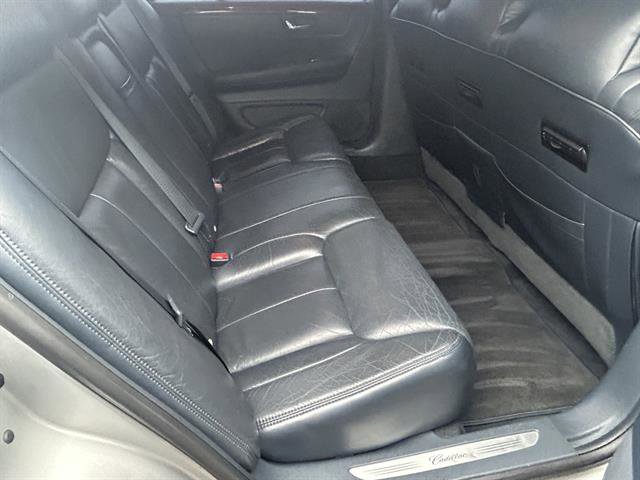 Used 2008 Cadillac DTS Limousine image 24