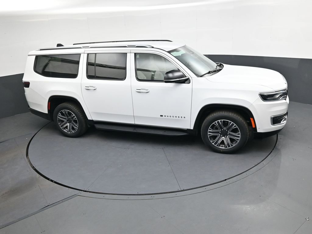 Used 2024 Jeep Wagoneer L Series II w/ Flexible Seating Group image 22