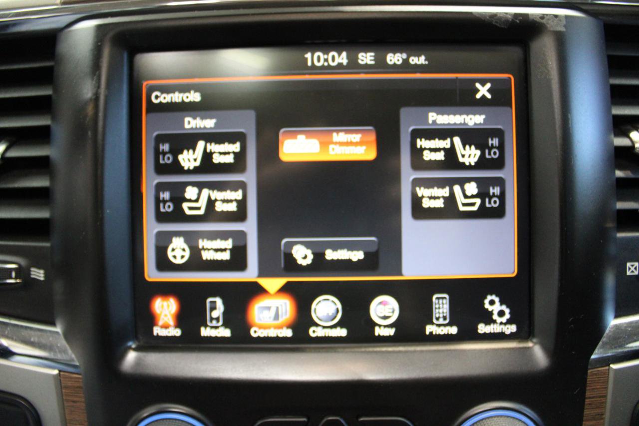 Used 2014 RAM 3500 Laramie w/ Convenience Group image 23