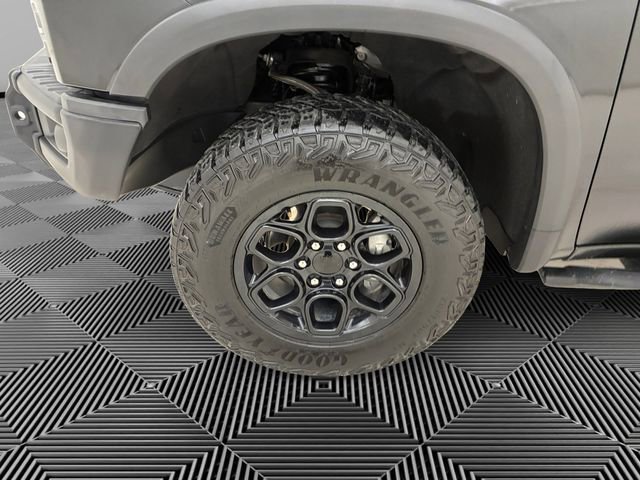 Used 2023 Chevrolet Silverado 1500 ZR2 w/ ZR2 Bison Edition image 9