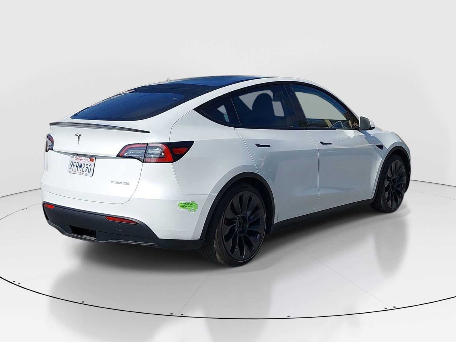 Used 2023 Tesla Model Y Performance image 7