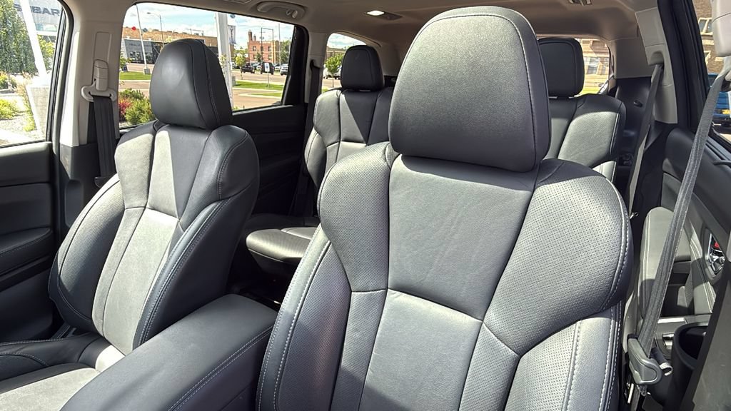 Certified 2024 Subaru Ascent Limited w/ Technology Package AWD/4WD image 20