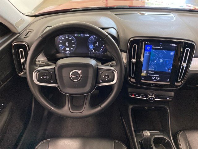 Used 2020 Volvo XC40 T5 Momentum AWD/4WD image 13
