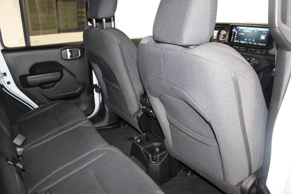 Used 2024 Jeep Wrangler Sport S image 32