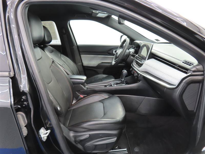 Used 2023 Jeep Compass Latitude AWD/4WD image 36