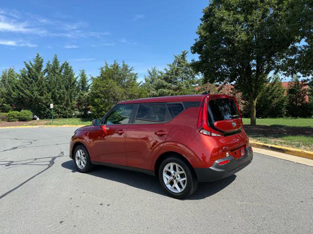Used 2020 Kia Soul S image 3