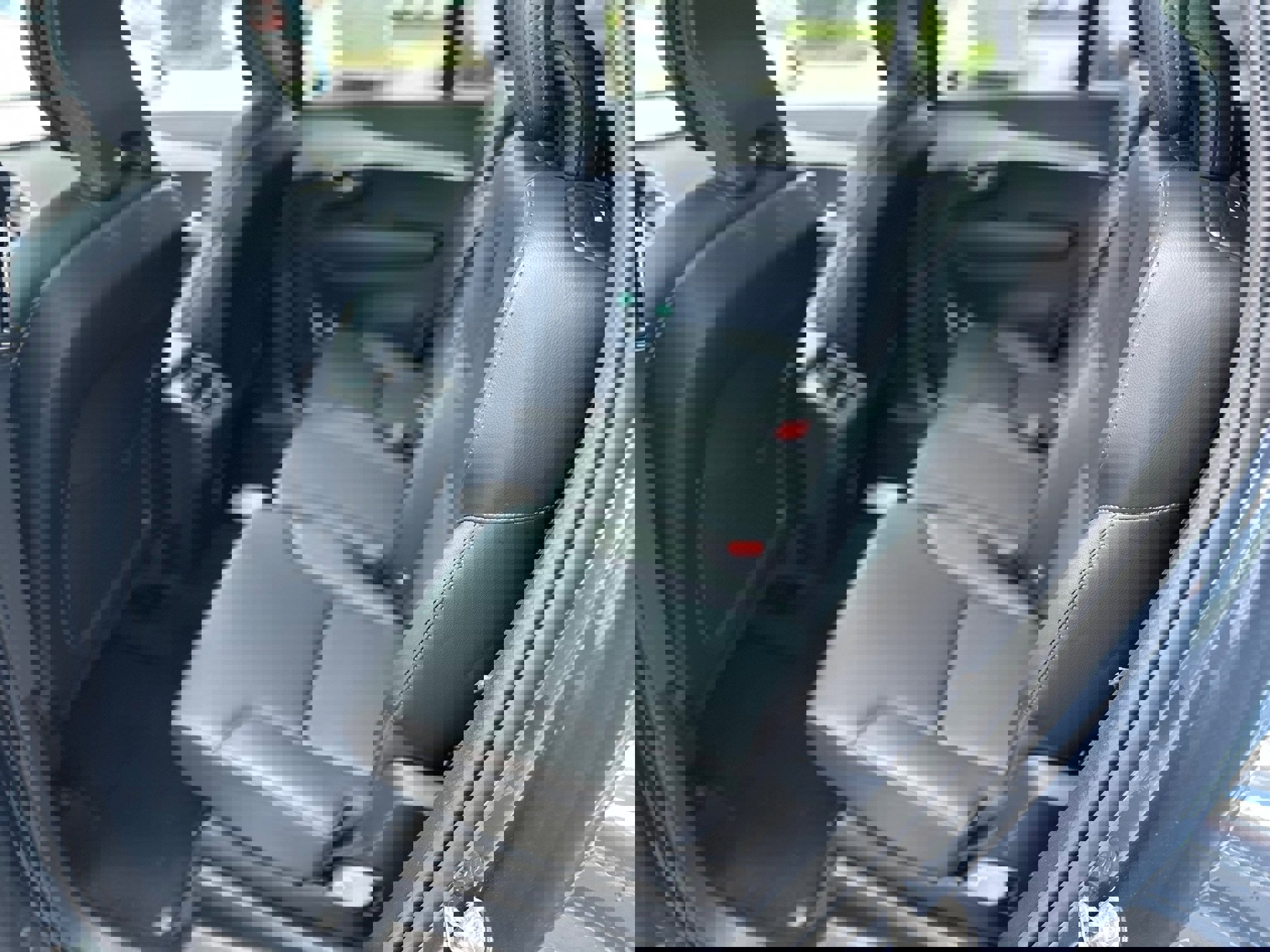 Certified 2025 Volvo XC90 B5 Core image 5
