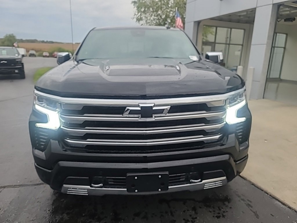 New 2026 Chevrolet Silverado 1500 High Country image 2