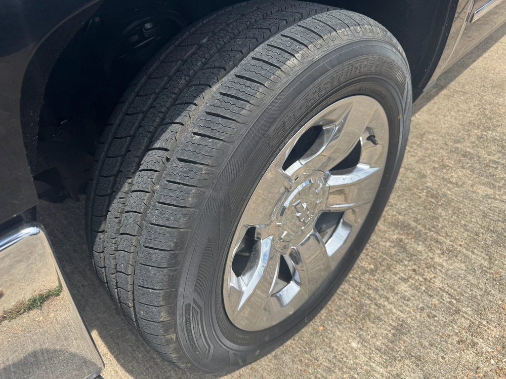 Used 2017 Chevrolet Silverado 1500 LTZ w/ Texas Edition image 9