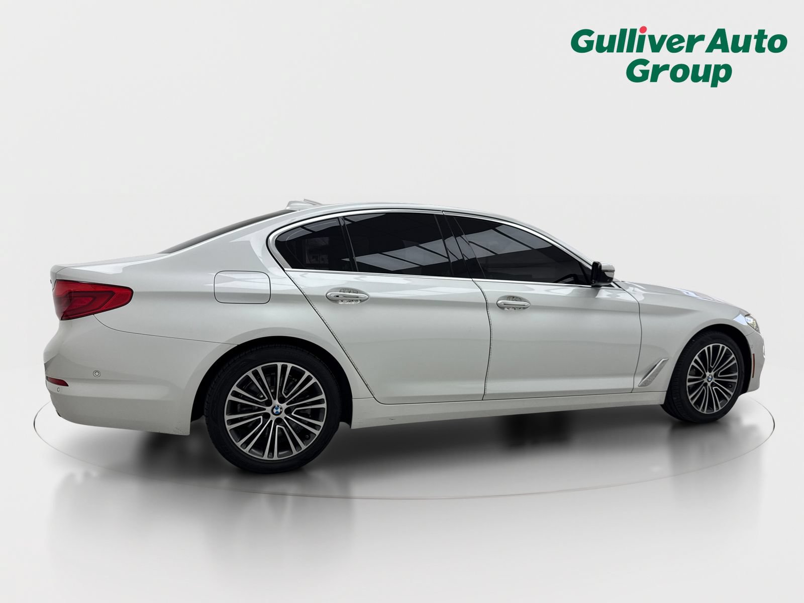 Used 2018 BMW 530i RWD image 9