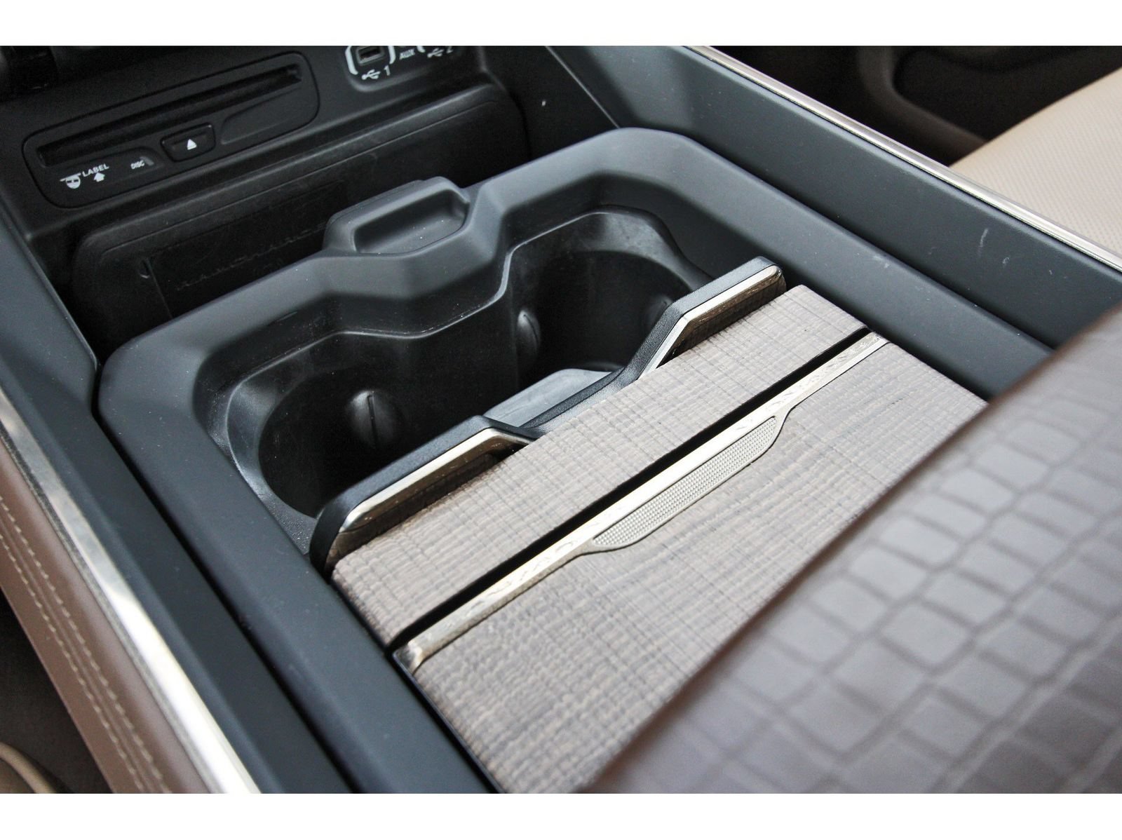 Used 2019 RAM 1500 Limited RWD image 30