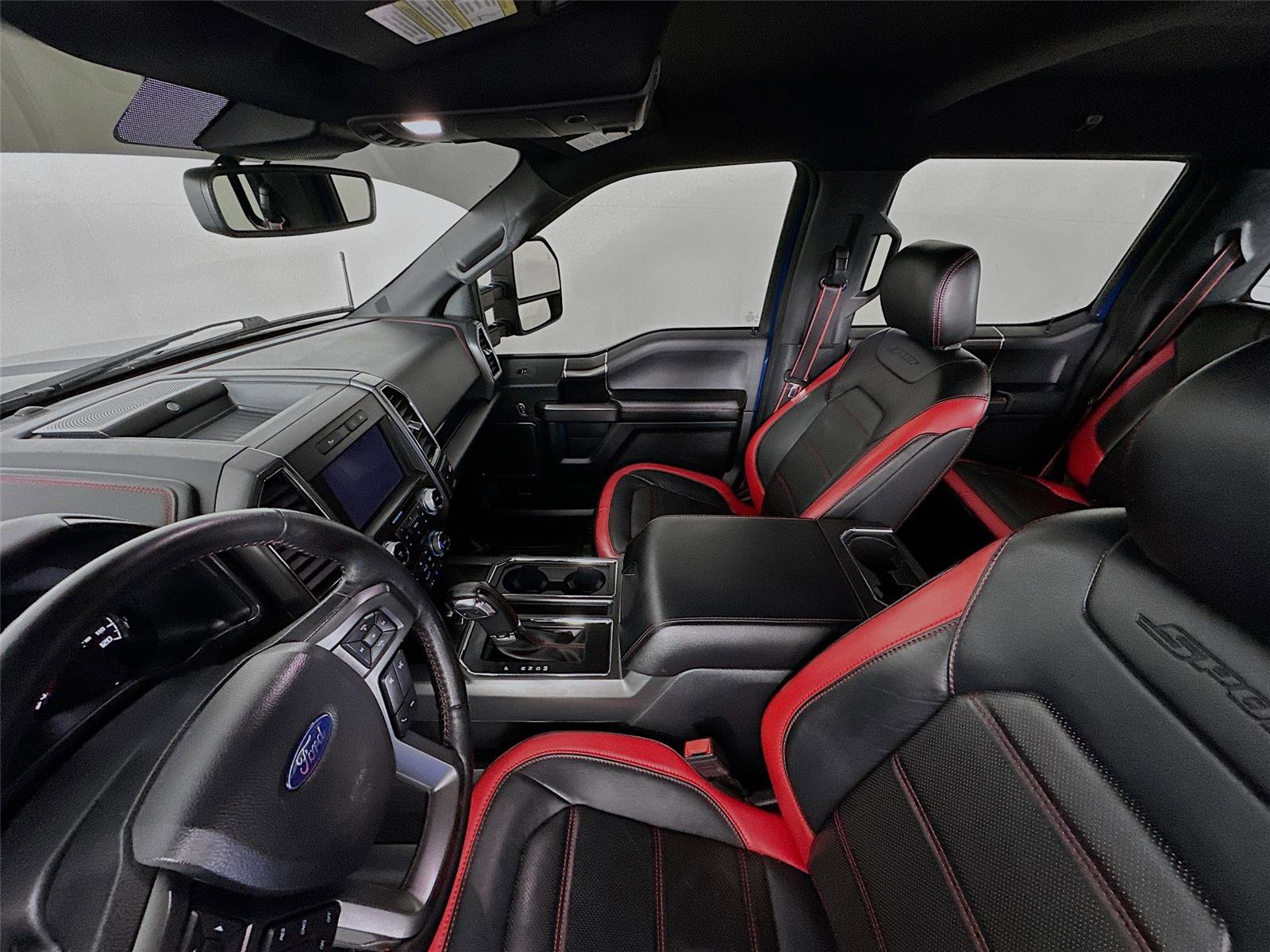 Used 2018 Ford F150 Lariat w/ Equipment Group 502A Luxury image 5