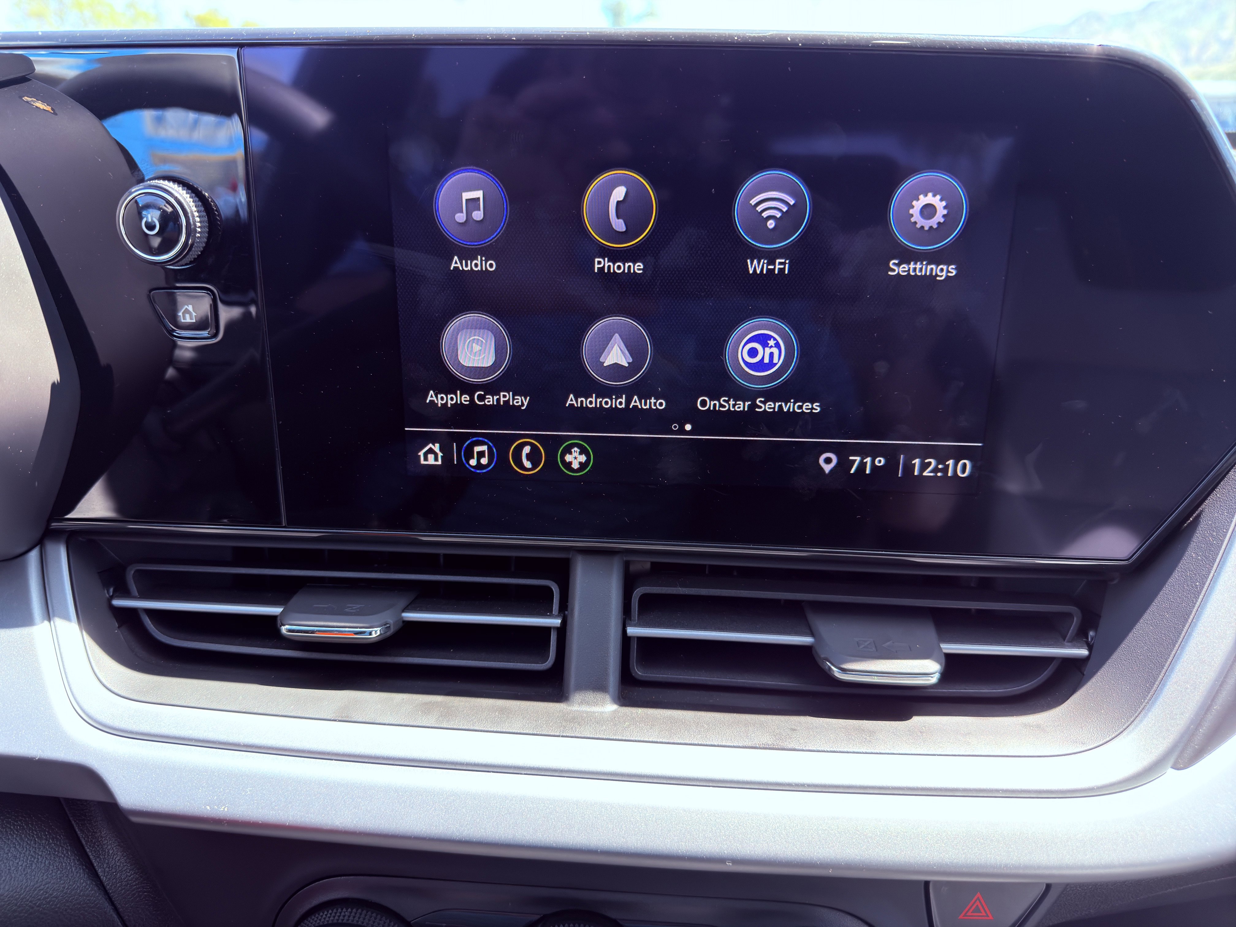 Used 2025 Chevrolet Trax LS FWD image 27