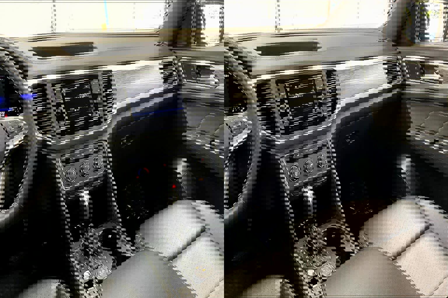 Used 2023 Volkswagen Atlas Cross Sport SE image 9