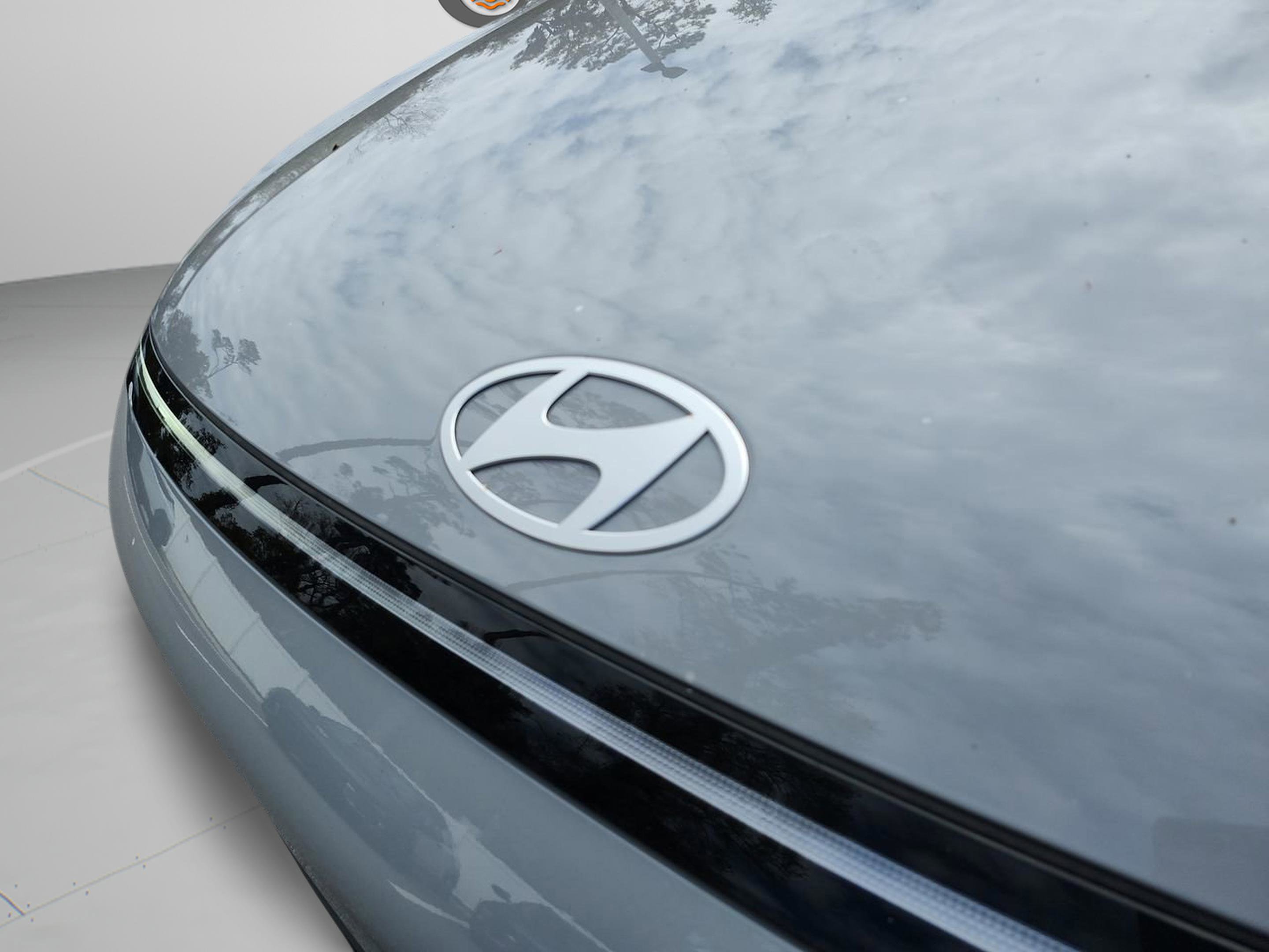New 2026 Hyundai Kona SEL Premium image 21