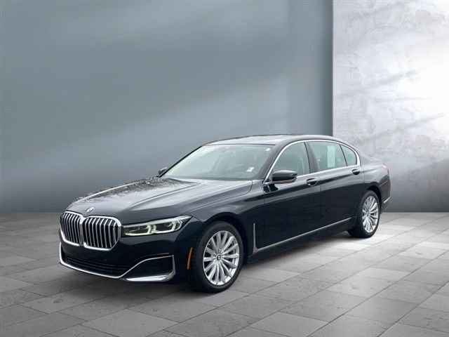 Used 2022 BMW 740i xDrive w/ Premium Package image 1