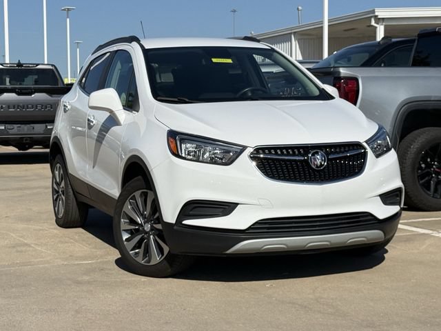 Used 2022 Buick Encore Preferred w/ Safety Package AWD/4WD image 2