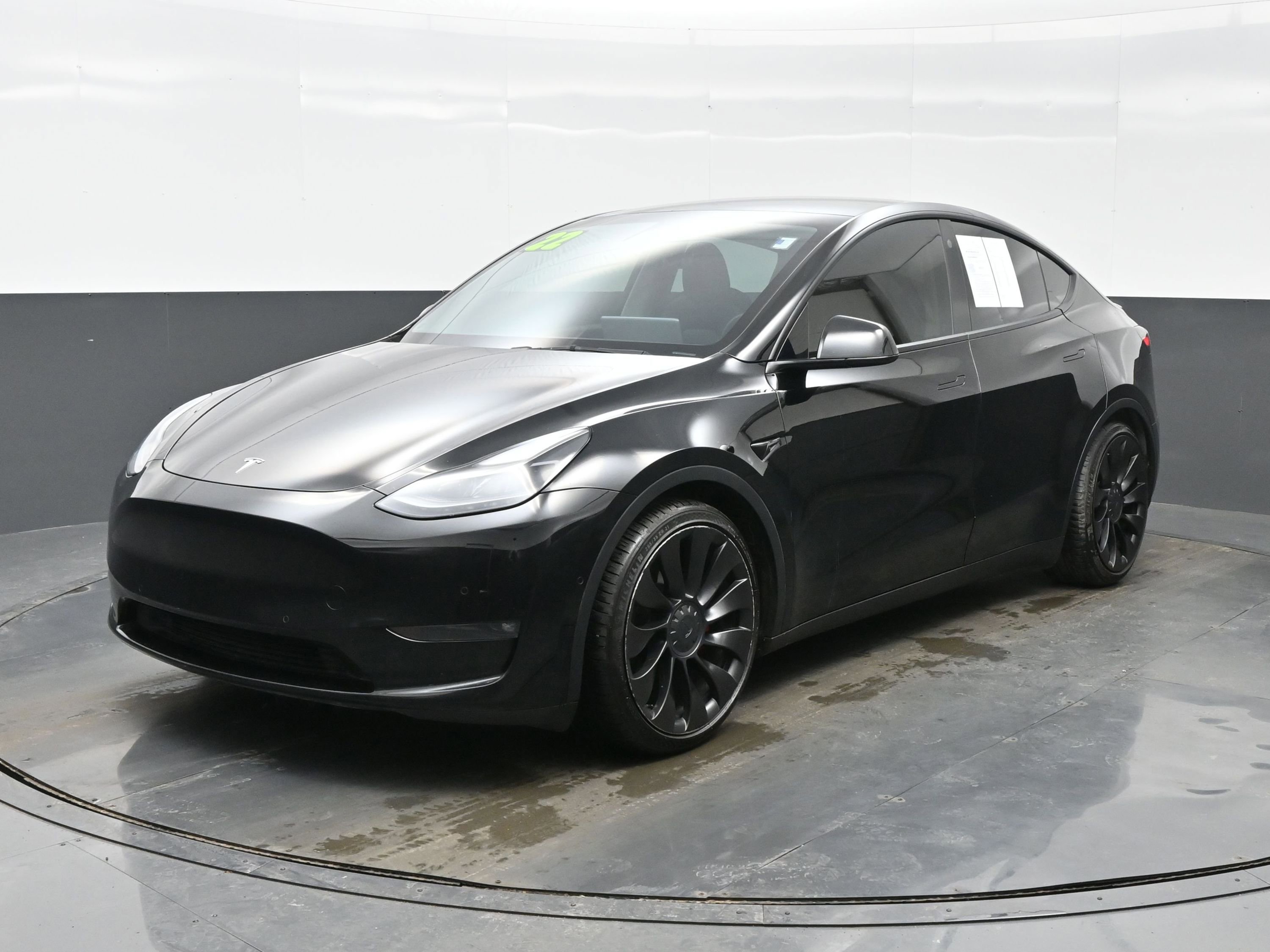 Used 2022 Tesla Model Y Performance image 2