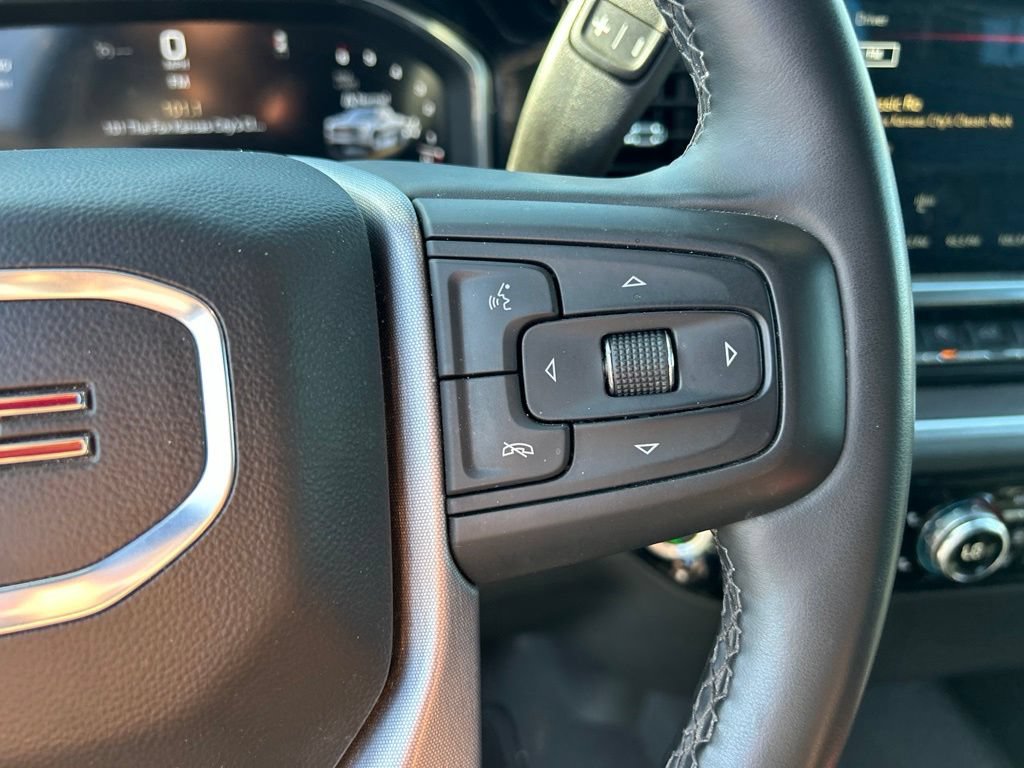 Used 2025 GMC Sierra 1500 SLT AWD/4WD image 22