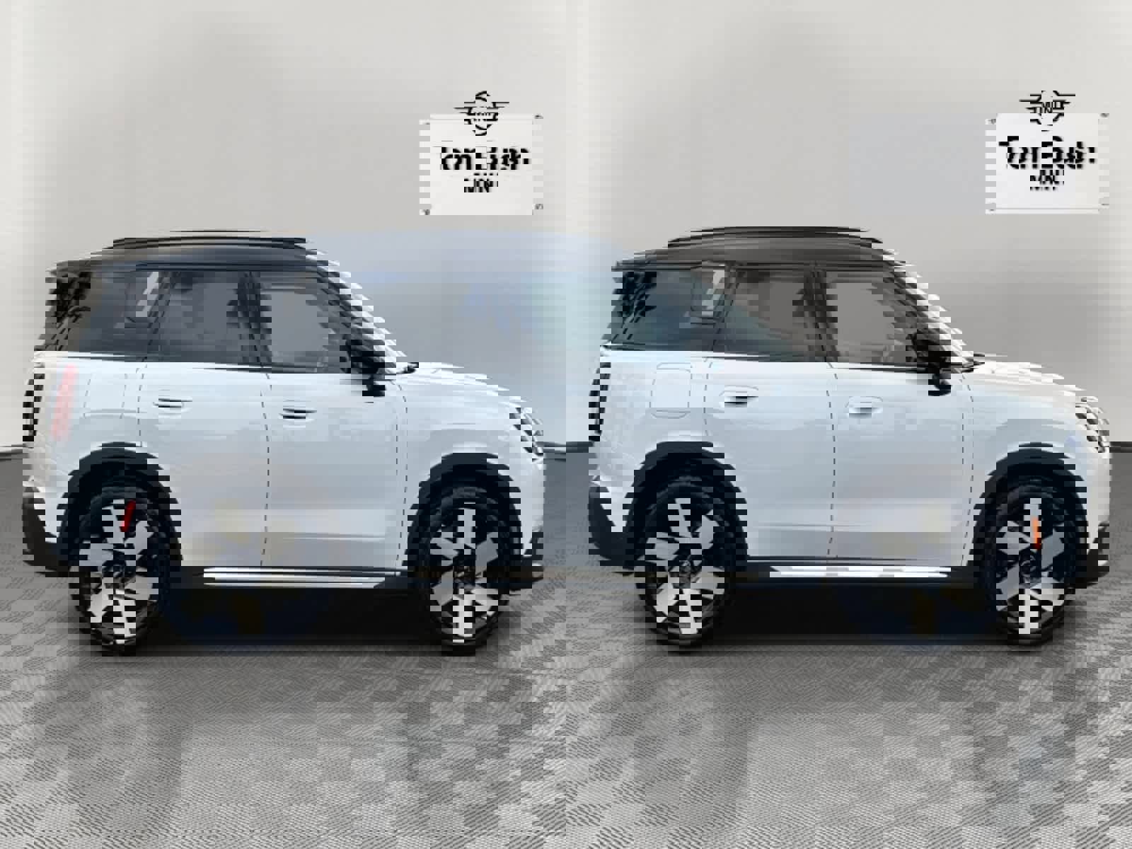 Certified 2025 MINI Cooper Countryman S w/ Comfort Package Max image 2