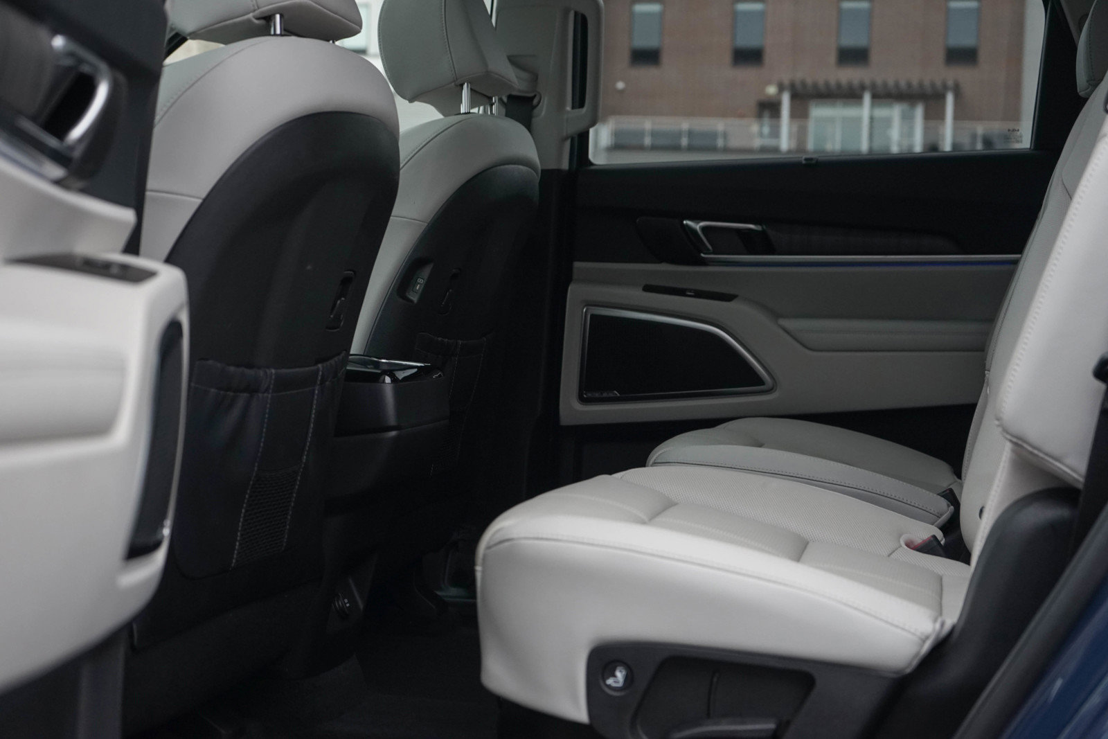 Used 2024 Kia Telluride SX image 25