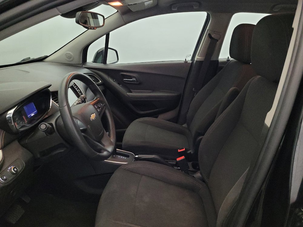 Used 2017 Chevrolet Trax LS AWD/4WD image 17