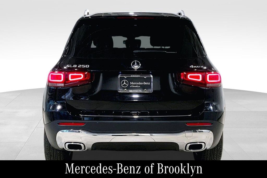 Certified 2023 Mercedes-Benz GLB 250 4MATIC image 5